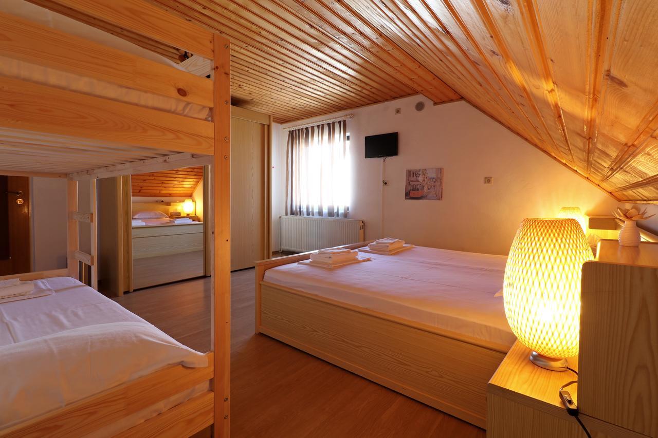 Casa 193 Motorcycle Friends Bed & Breakfast Sibiu Eksteriør bilde
